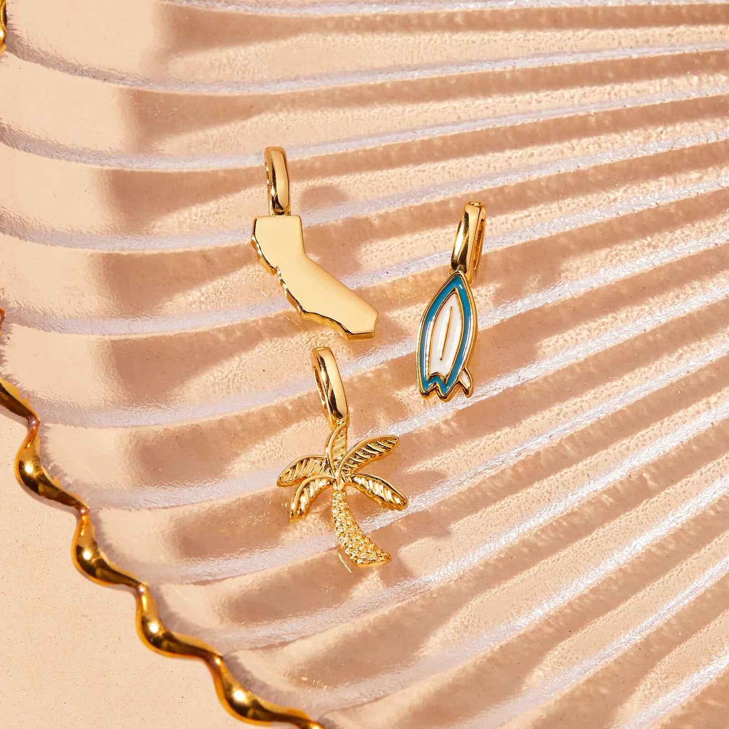 Harper Palm Tree Charm
